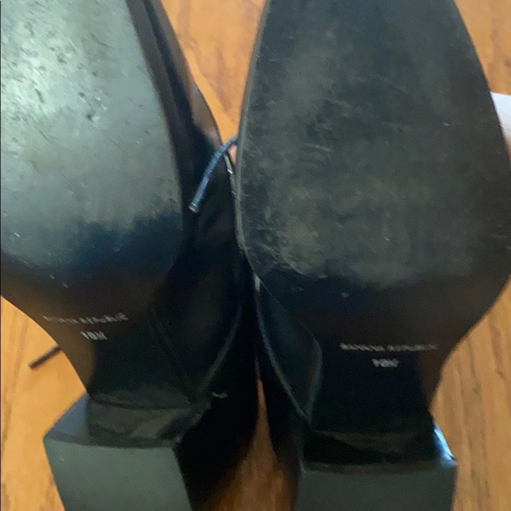 Banana Republic Shoes - Picture 4 of 4